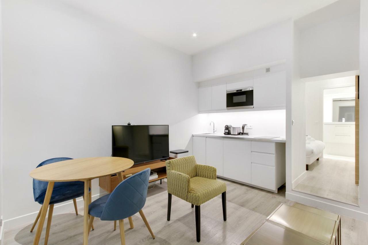 Pick A Flat'S Apartment In Batignolles - Passage Cardinet Párizs Kültér fotó